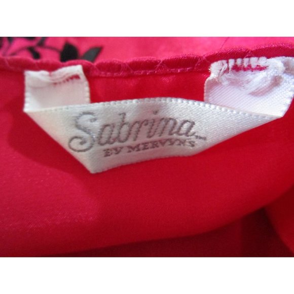 Sabrina by Mervyns Raspberry Black Embroidered Flower Short Robe Large GUC - Picture 4 of 16